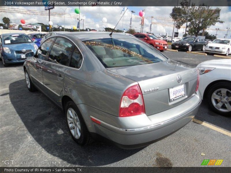 Stonehenge Grey Metallic / Grey 2004 Volkswagen Passat GLS Sedan