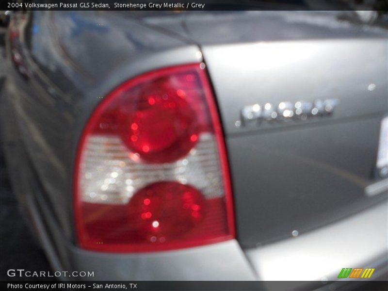 Stonehenge Grey Metallic / Grey 2004 Volkswagen Passat GLS Sedan