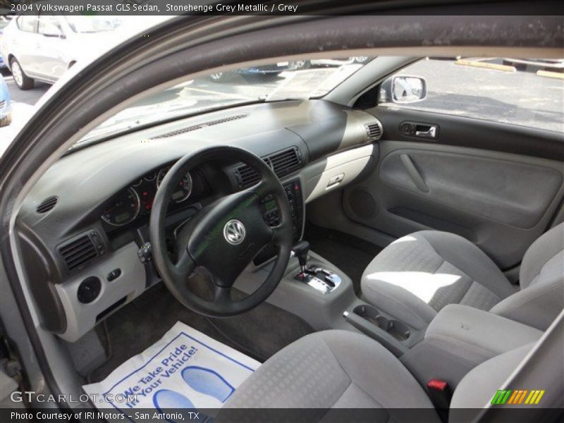 Stonehenge Grey Metallic / Grey 2004 Volkswagen Passat GLS Sedan