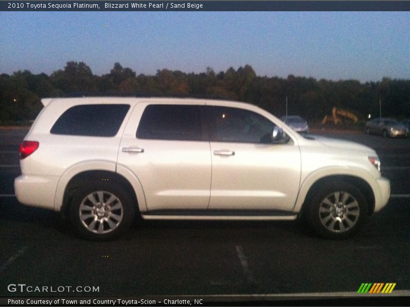 Blizzard White Pearl / Sand Beige 2010 Toyota Sequoia Platinum