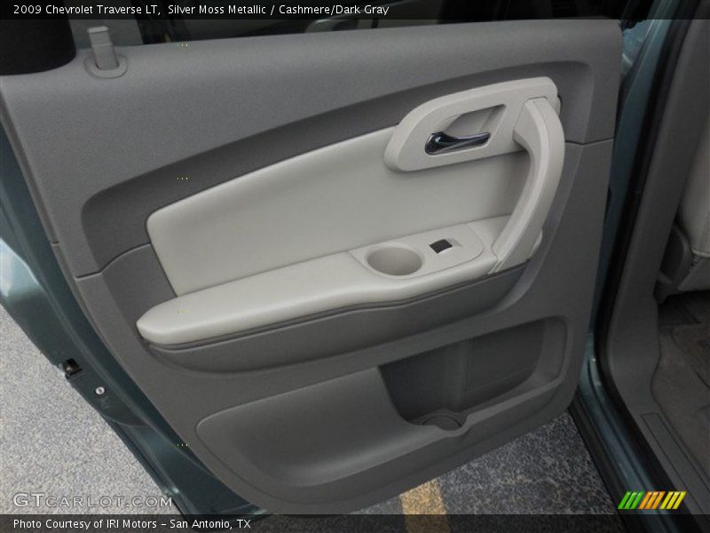 Silver Moss Metallic / Cashmere/Dark Gray 2009 Chevrolet Traverse LT