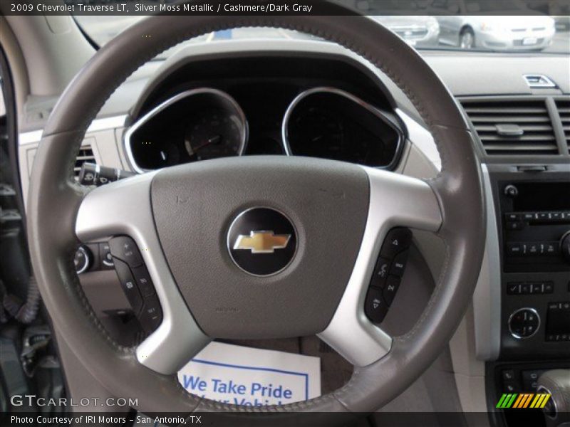 Silver Moss Metallic / Cashmere/Dark Gray 2009 Chevrolet Traverse LT
