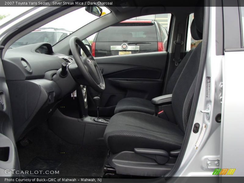 Silver Streak Mica / Dark Charcoal 2007 Toyota Yaris Sedan