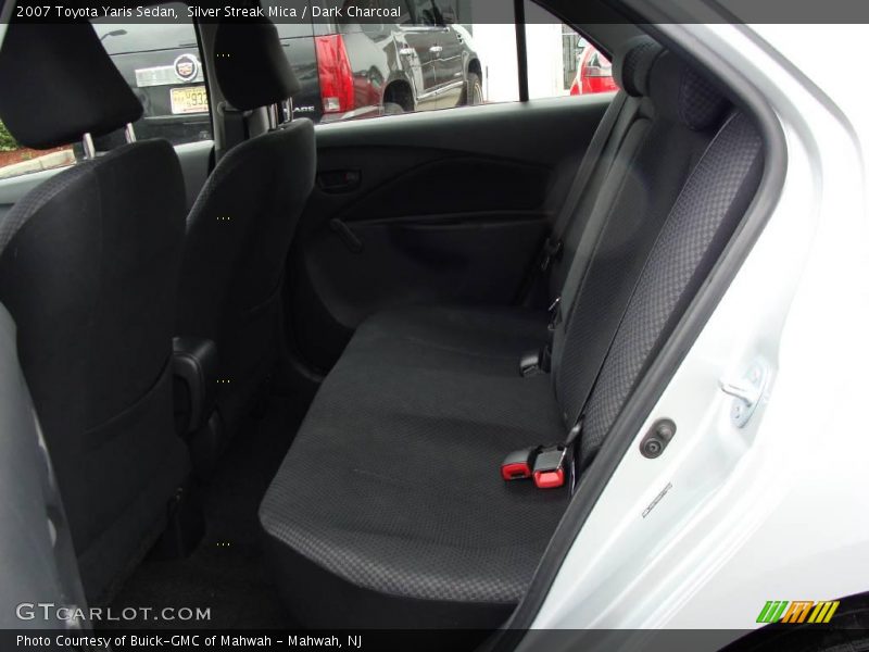 Silver Streak Mica / Dark Charcoal 2007 Toyota Yaris Sedan