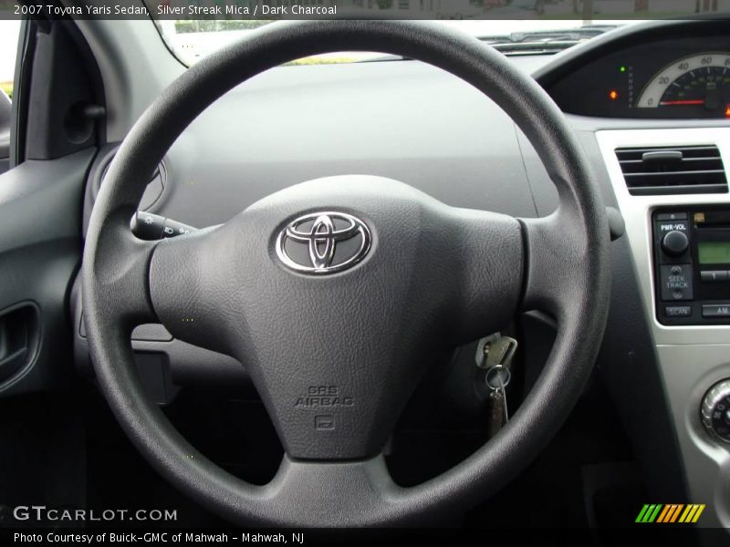 Silver Streak Mica / Dark Charcoal 2007 Toyota Yaris Sedan