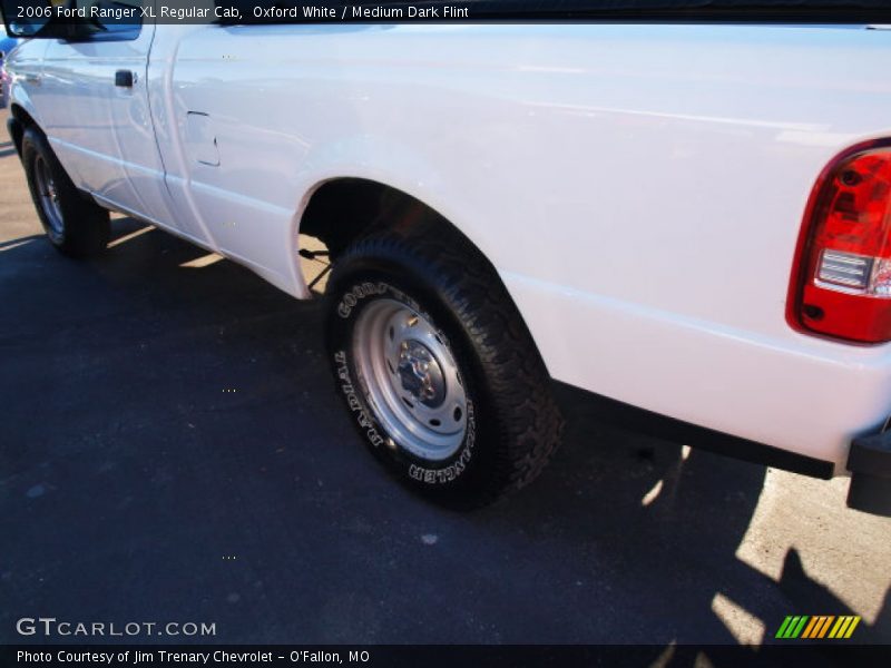 Oxford White / Medium Dark Flint 2006 Ford Ranger XL Regular Cab