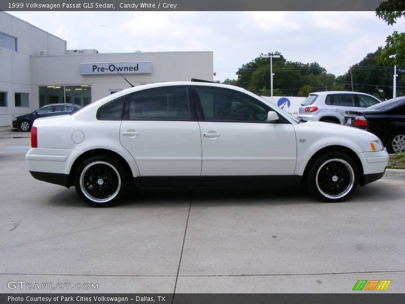 Candy White / Grey 1999 Volkswagen Passat GLS Sedan