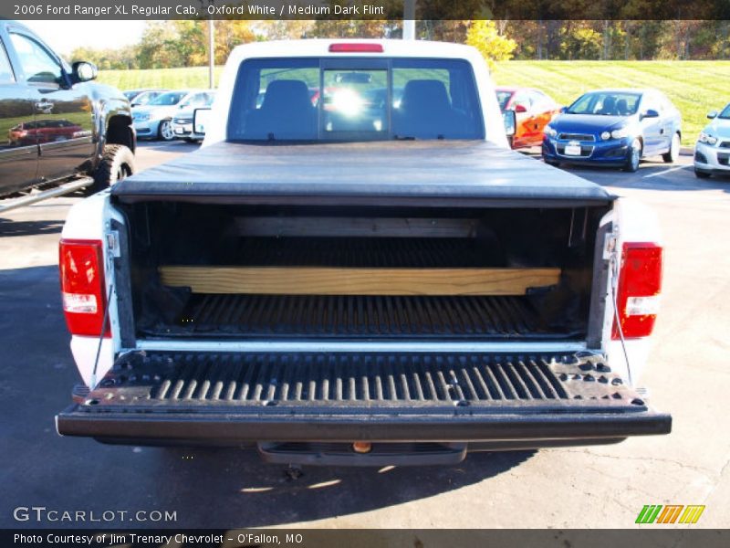 Oxford White / Medium Dark Flint 2006 Ford Ranger XL Regular Cab