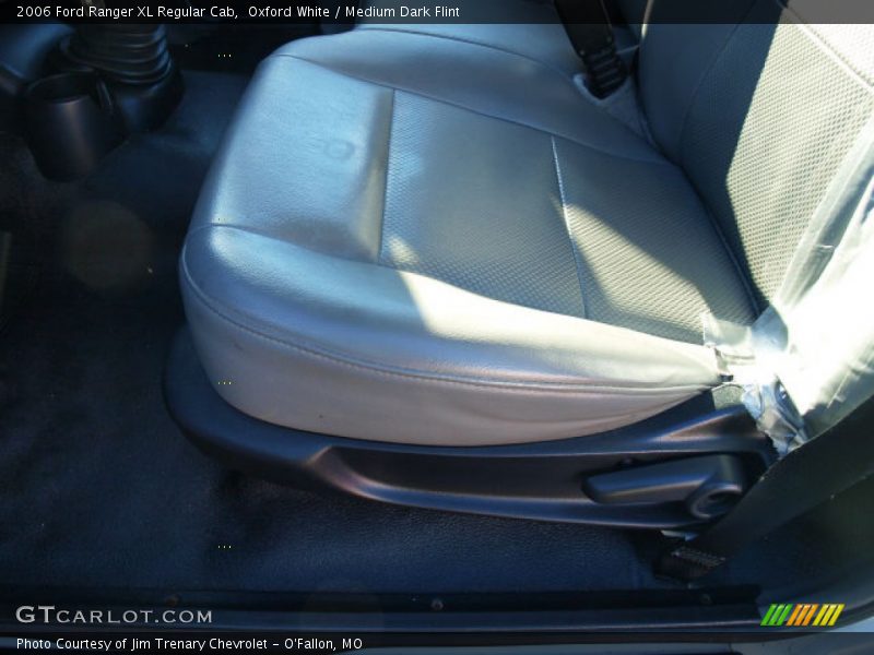 Oxford White / Medium Dark Flint 2006 Ford Ranger XL Regular Cab
