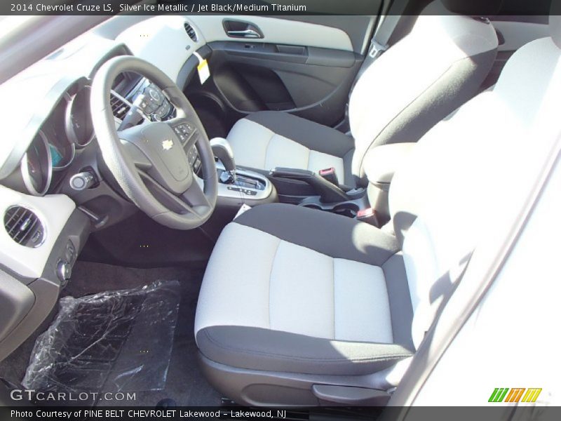 Silver Ice Metallic / Jet Black/Medium Titanium 2014 Chevrolet Cruze LS