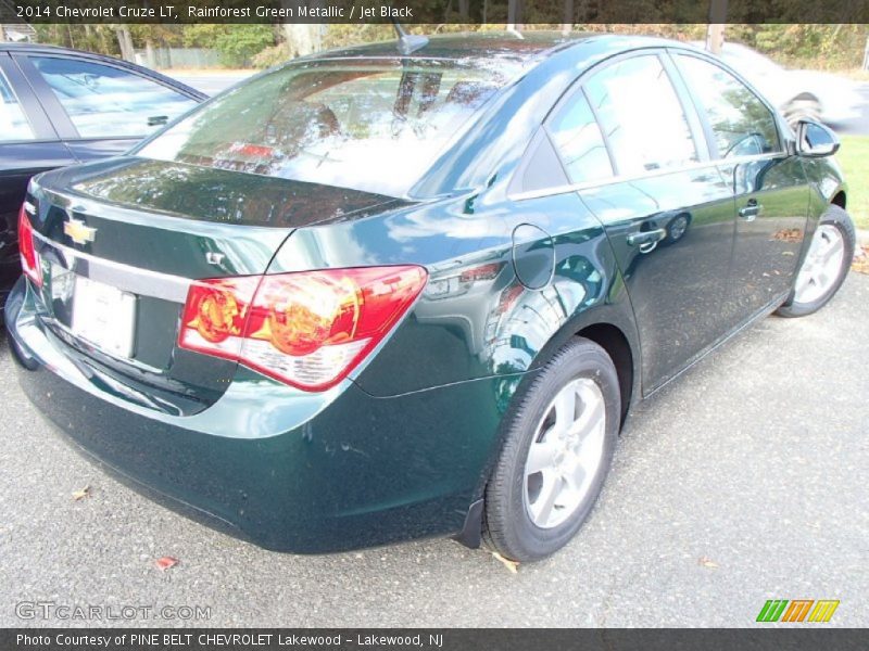 Rainforest Green Metallic / Jet Black 2014 Chevrolet Cruze LT