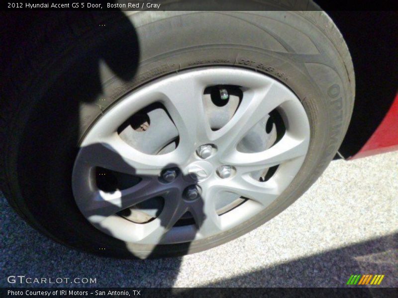 Boston Red / Gray 2012 Hyundai Accent GS 5 Door