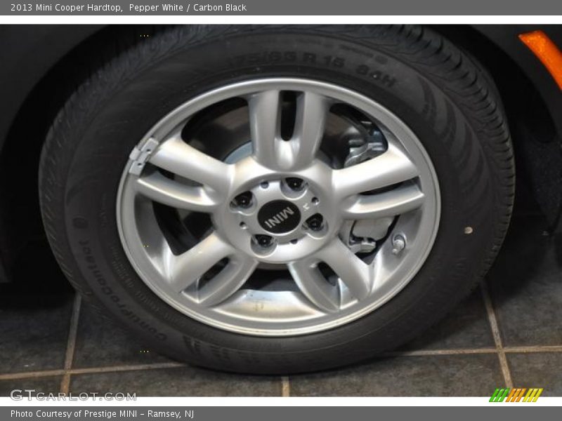Pepper White / Carbon Black 2013 Mini Cooper Hardtop