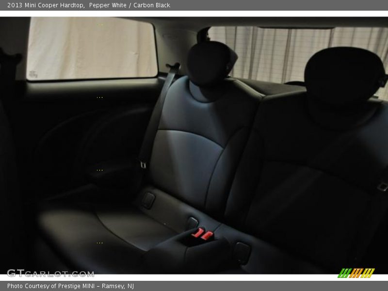 Pepper White / Carbon Black 2013 Mini Cooper Hardtop