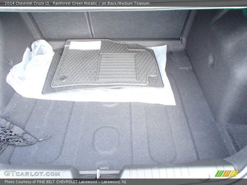 Rainforest Green Metallic / Jet Black/Medium Titanium 2014 Chevrolet Cruze LS