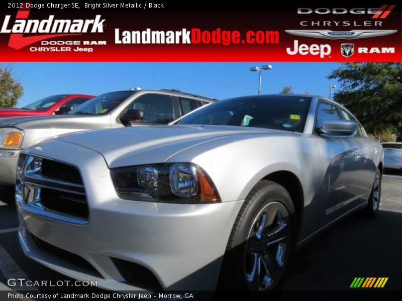 Bright Silver Metallic / Black 2012 Dodge Charger SE