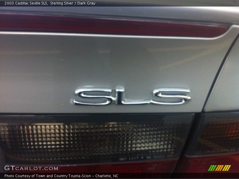 Sterling Silver / Dark Gray 2003 Cadillac Seville SLS