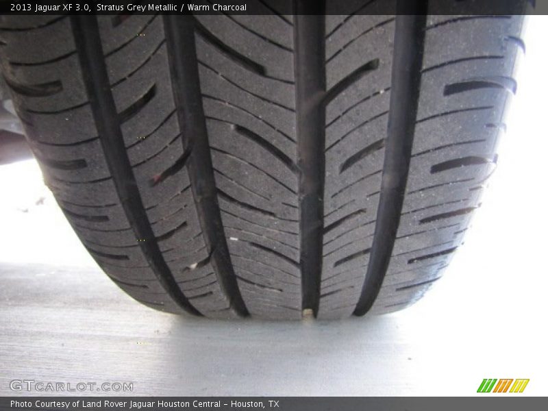 Stratus Grey Metallic / Warm Charcoal 2013 Jaguar XF 3.0