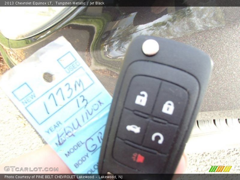 Tungsten Metallic / Jet Black 2013 Chevrolet Equinox LT