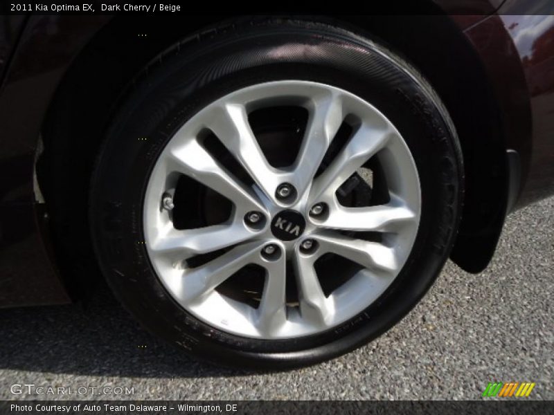 Dark Cherry / Beige 2011 Kia Optima EX