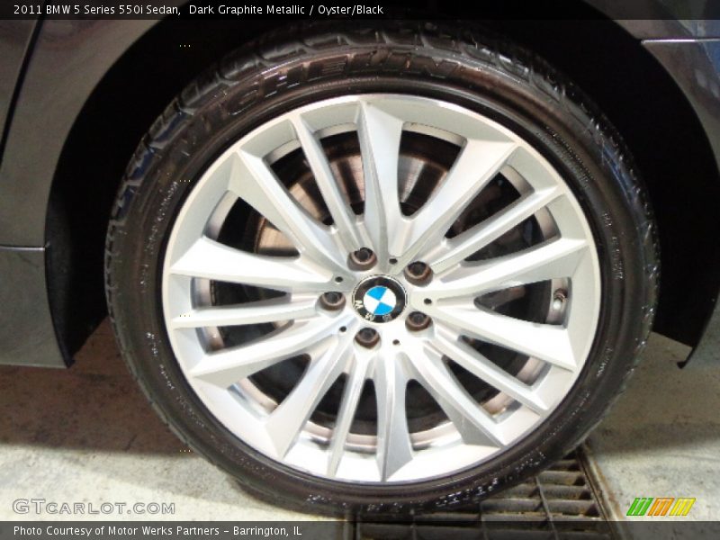 Dark Graphite Metallic / Oyster/Black 2011 BMW 5 Series 550i Sedan