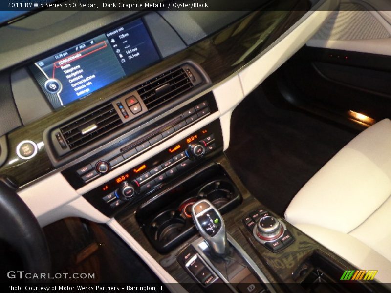 Dark Graphite Metallic / Oyster/Black 2011 BMW 5 Series 550i Sedan