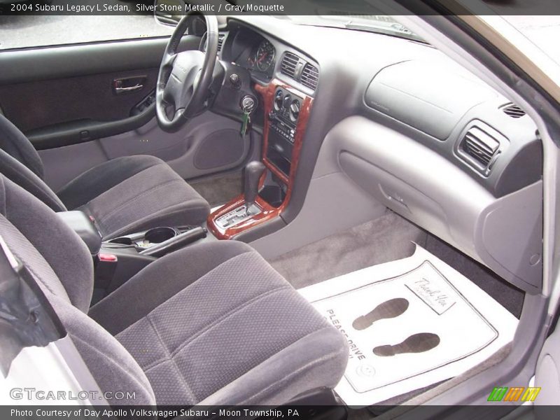 Silver Stone Metallic / Gray Moquette 2004 Subaru Legacy L Sedan