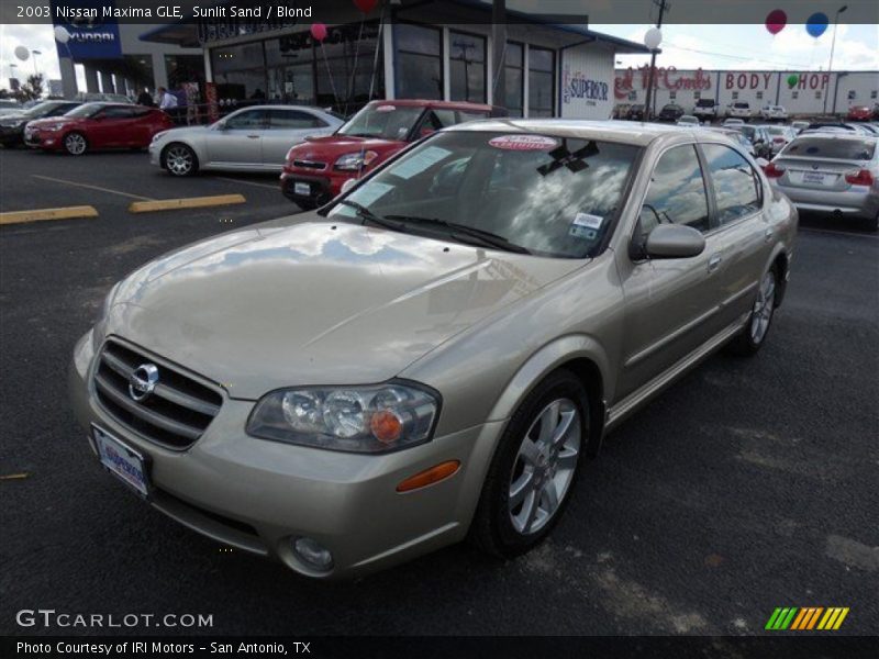 Sunlit Sand / Blond 2003 Nissan Maxima GLE