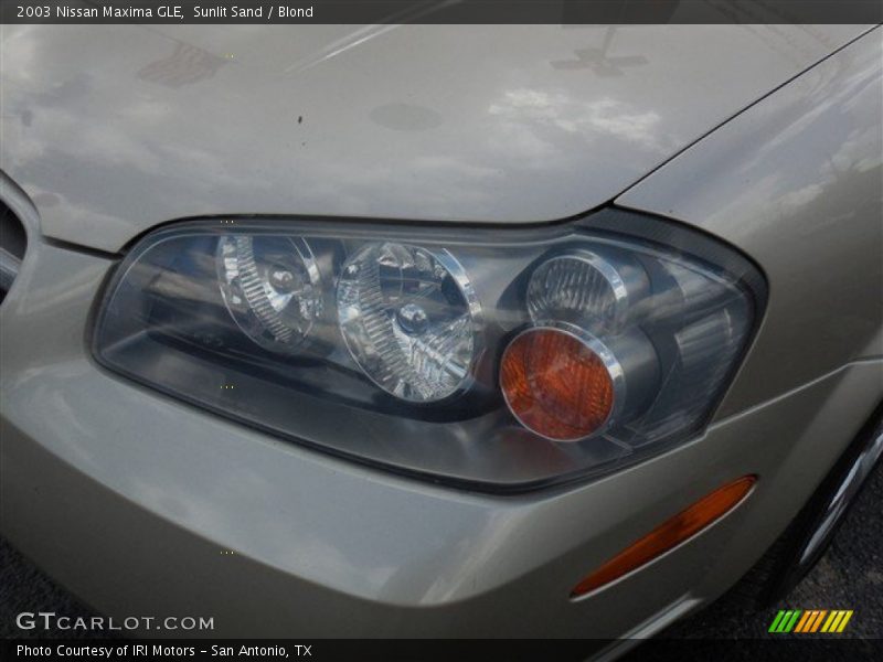 Sunlit Sand / Blond 2003 Nissan Maxima GLE