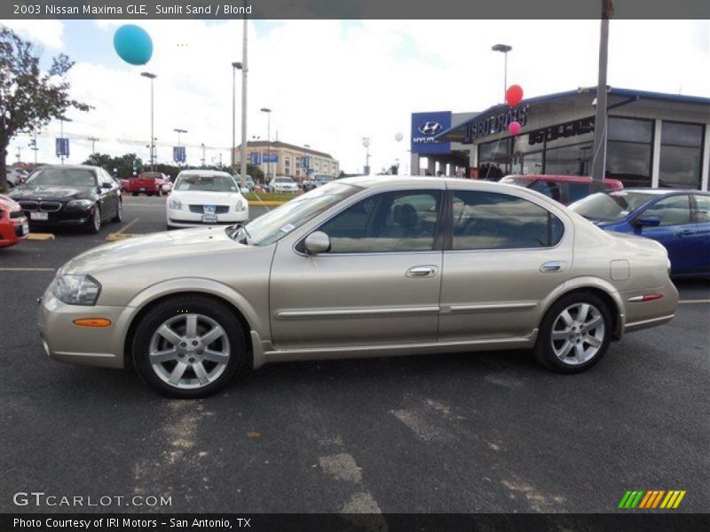 Sunlit Sand / Blond 2003 Nissan Maxima GLE