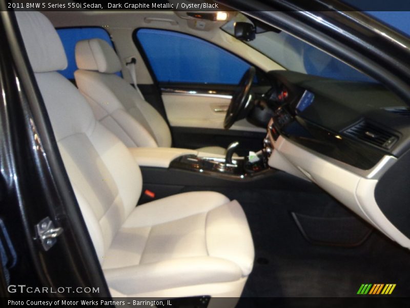 Dark Graphite Metallic / Oyster/Black 2011 BMW 5 Series 550i Sedan