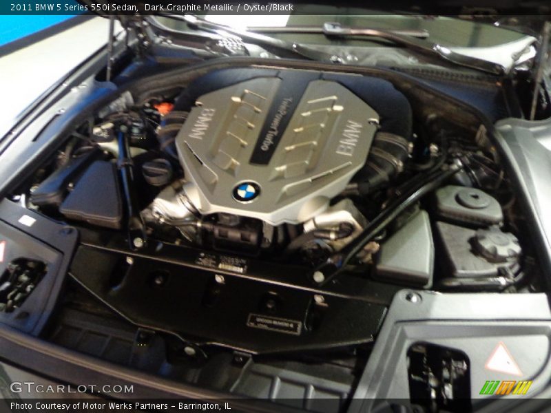 Dark Graphite Metallic / Oyster/Black 2011 BMW 5 Series 550i Sedan