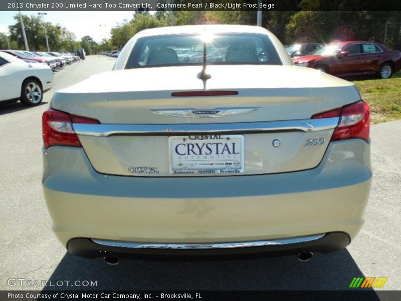 Cashmere Pearl / Black/Light Frost Beige 2013 Chrysler 200 Limited Hard Top Convertible