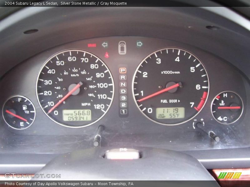 Silver Stone Metallic / Gray Moquette 2004 Subaru Legacy L Sedan