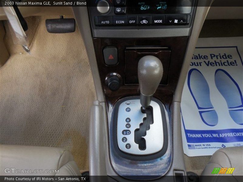 Sunlit Sand / Blond 2003 Nissan Maxima GLE