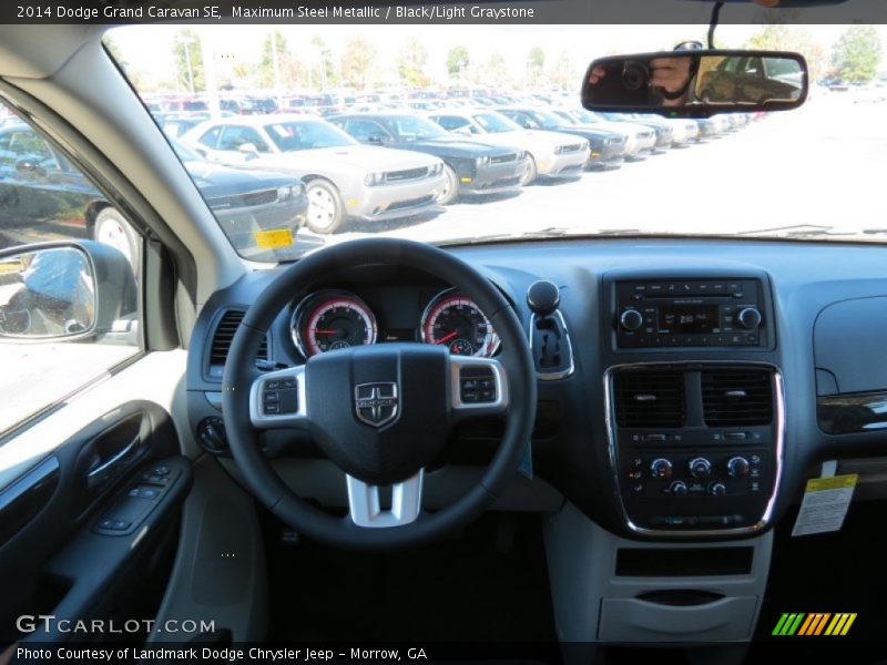 Maximum Steel Metallic / Black/Light Graystone 2014 Dodge Grand Caravan SE