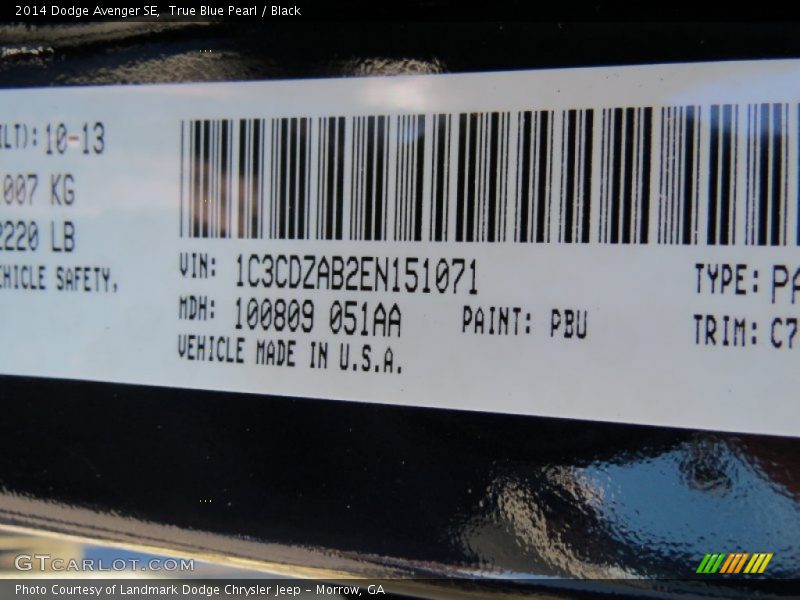 True Blue Pearl / Black 2014 Dodge Avenger SE