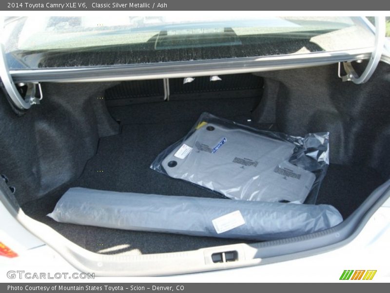 Classic Silver Metallic / Ash 2014 Toyota Camry XLE V6