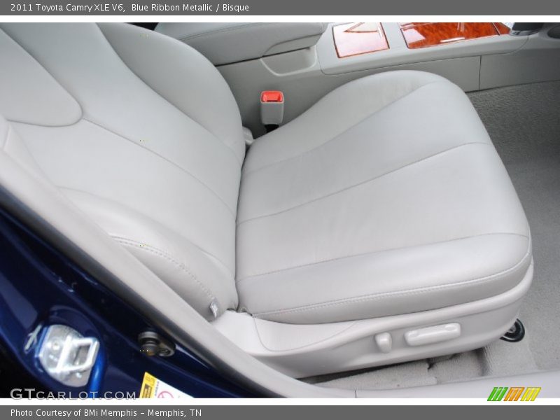 Blue Ribbon Metallic / Bisque 2011 Toyota Camry XLE V6