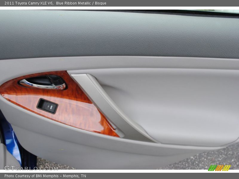 Blue Ribbon Metallic / Bisque 2011 Toyota Camry XLE V6