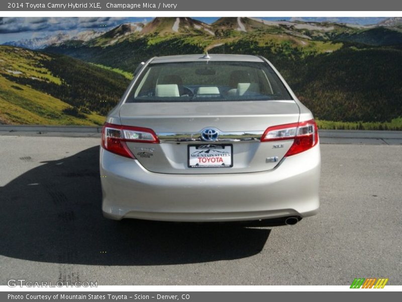 Champagne Mica / Ivory 2014 Toyota Camry Hybrid XLE