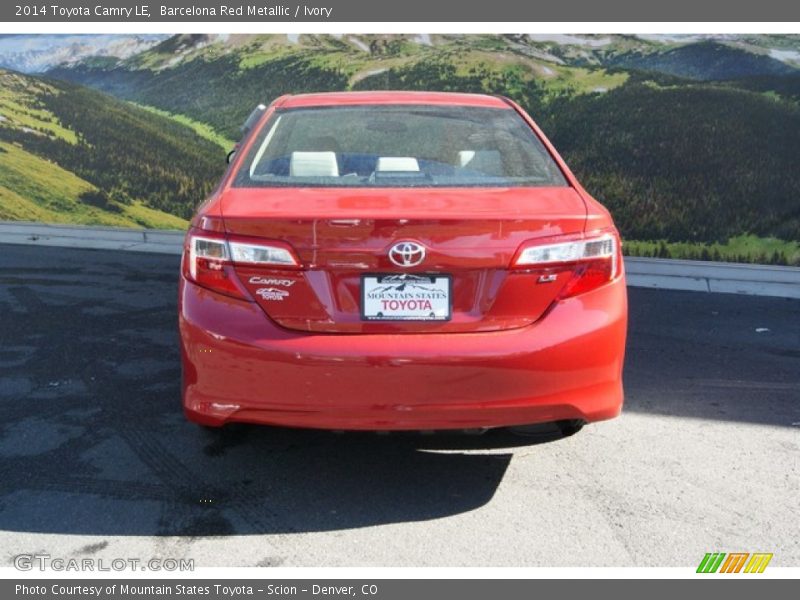Barcelona Red Metallic / Ivory 2014 Toyota Camry LE