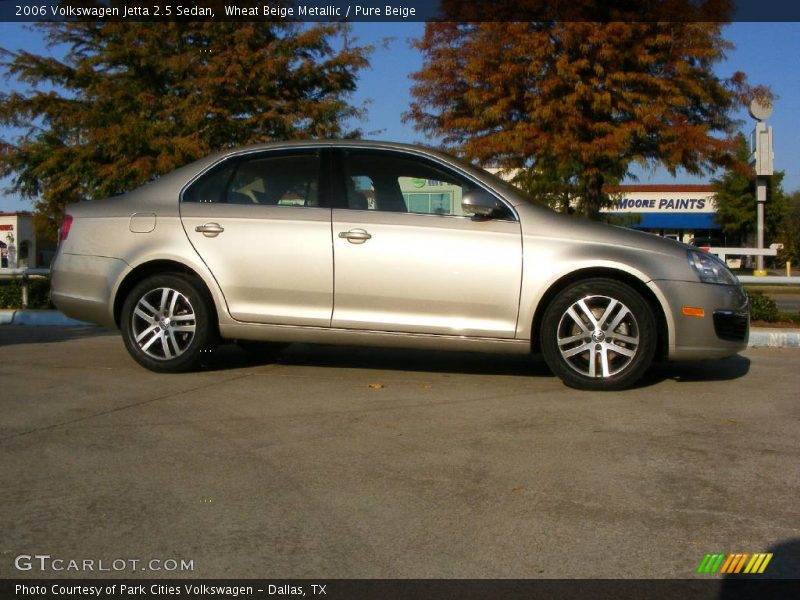 Wheat Beige Metallic / Pure Beige 2006 Volkswagen Jetta 2.5 Sedan