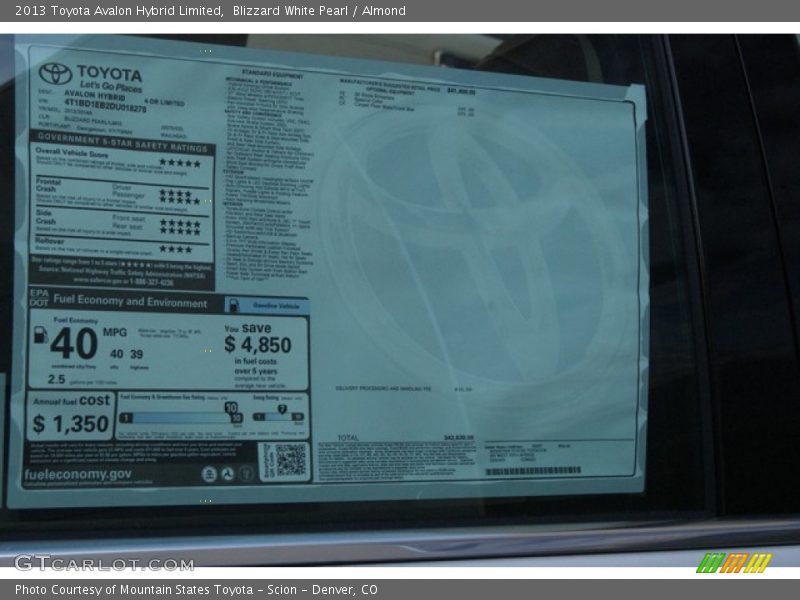 Blizzard White Pearl / Almond 2013 Toyota Avalon Hybrid Limited