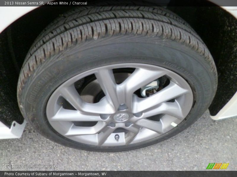 Aspen White / Charcoal 2013 Nissan Sentra SR