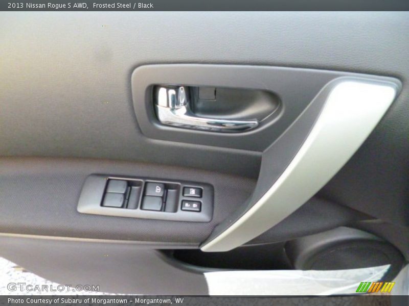 Frosted Steel / Black 2013 Nissan Rogue S AWD