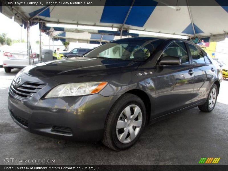 Magnetic Gray Metallic / Ash 2009 Toyota Camry LE
