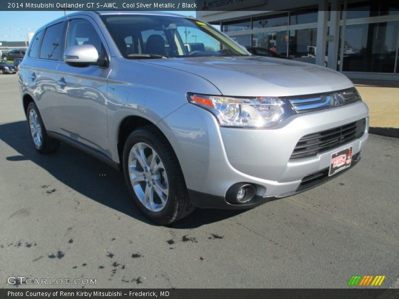 Cool Silver Metallic / Black 2014 Mitsubishi Outlander GT S-AWC