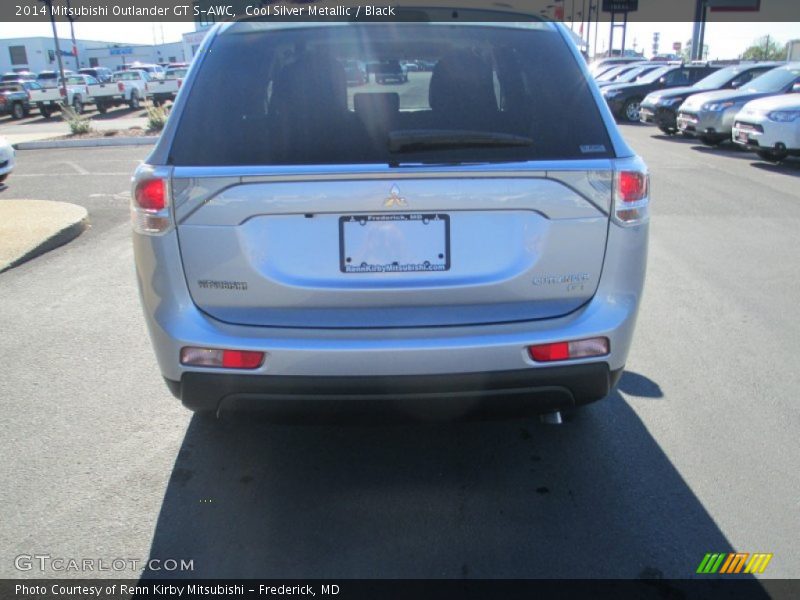 Cool Silver Metallic / Black 2014 Mitsubishi Outlander GT S-AWC