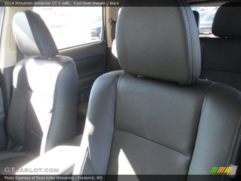 Cool Silver Metallic / Black 2014 Mitsubishi Outlander GT S-AWC
